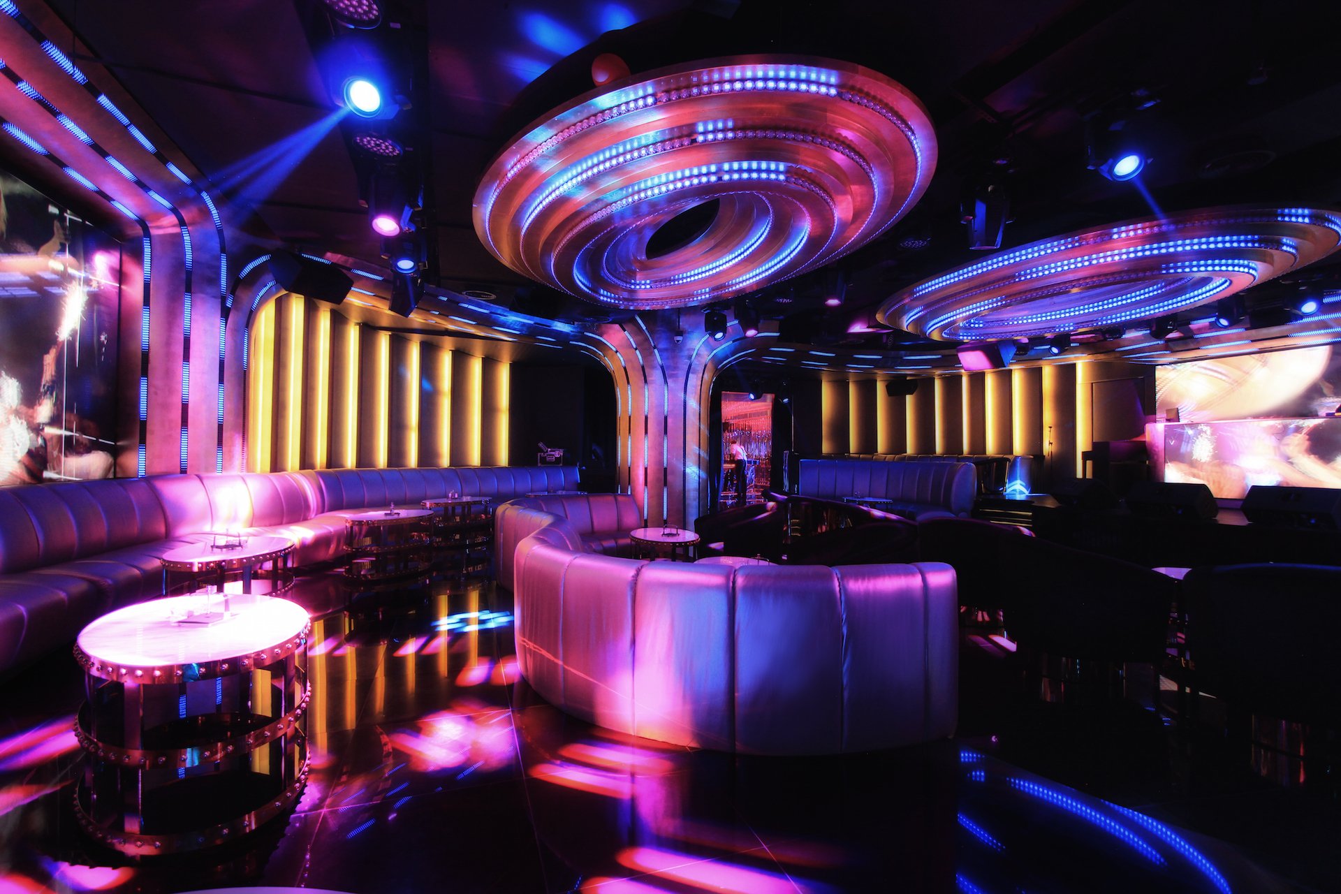 Nightclub Designs: Mirage Club, Palm Jumeirah, Dubai - Love That Design