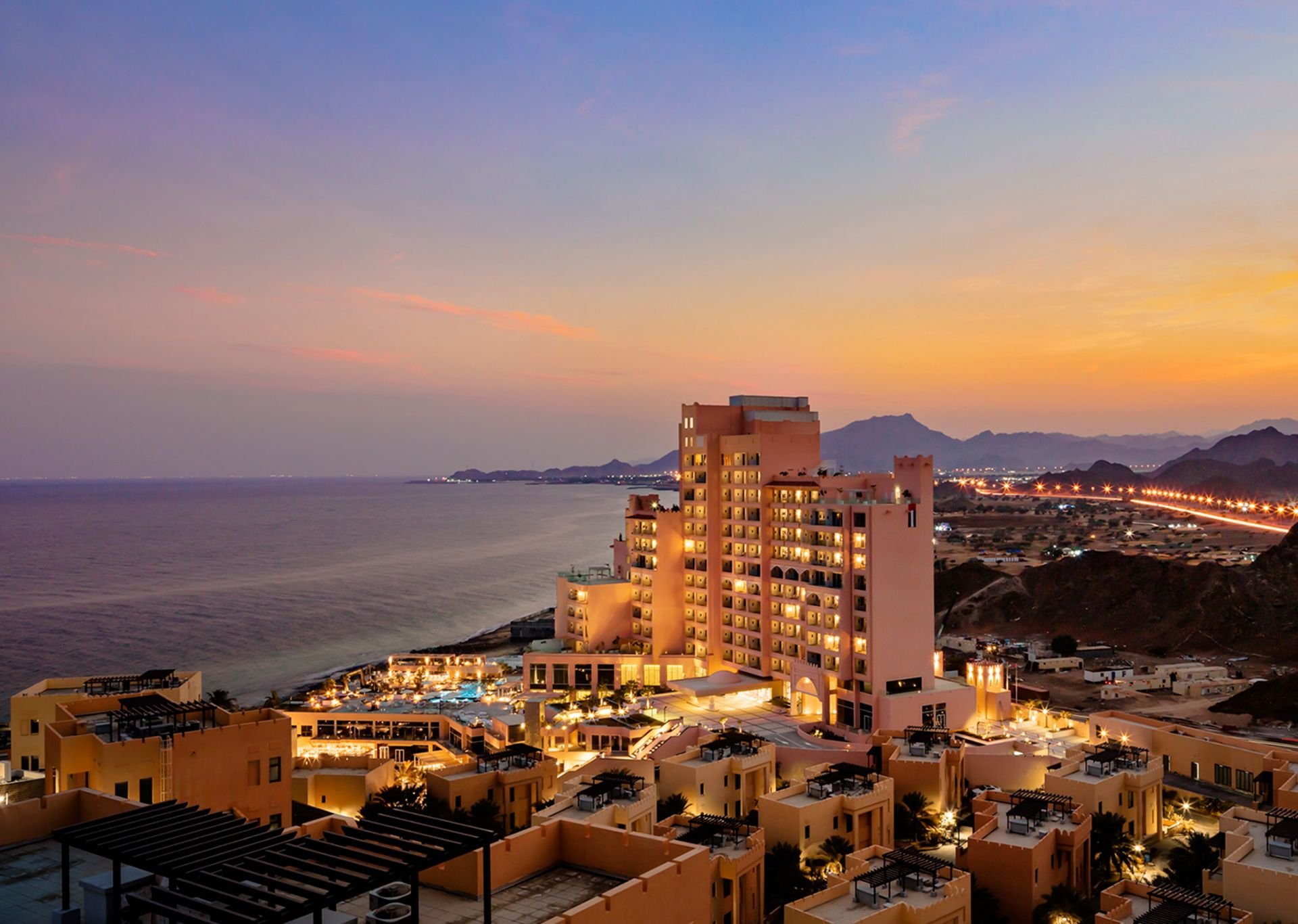 Fairmont fujairah beach resort фото