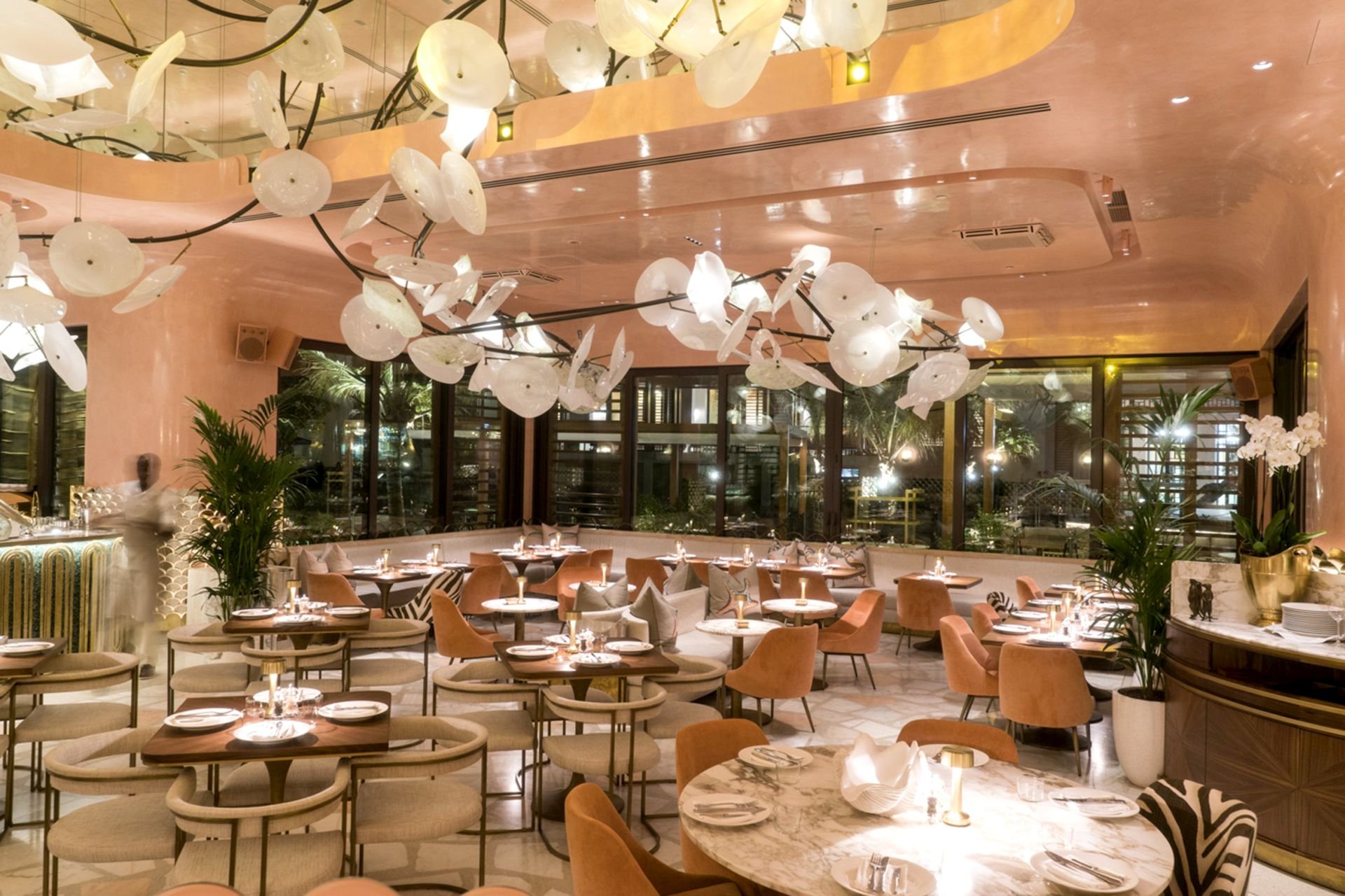 Restaurant Designs: Flamingo Room by tashas, Dubai - Love That Design