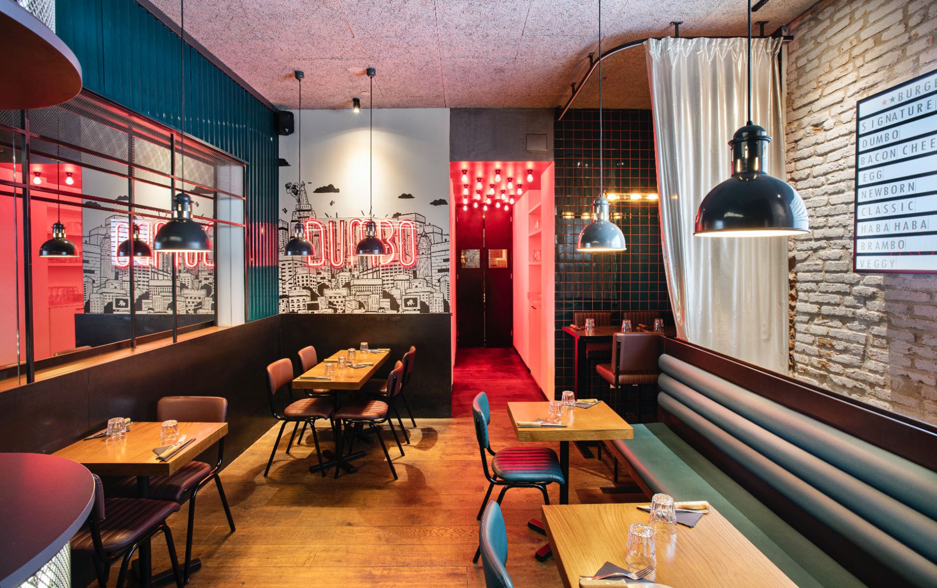 Dumbo Restaurant, Italy - Restaurant Interior Design on Love That Design