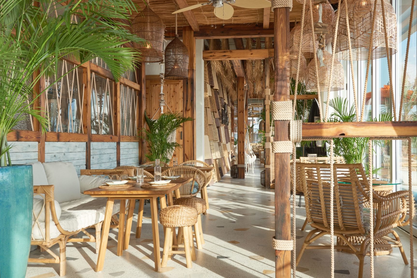 Koko Bay Restaurant, Dubai - Lounge, Restaurant Interior Design on Love ...